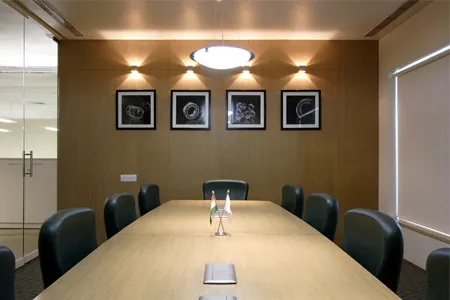 Modern Executive Corporate Space Corporate Office Layouts Desk and Decor 