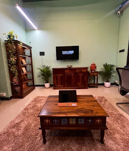 Executive Corporate Office Interior Modern Office Designs Desk and Decor 