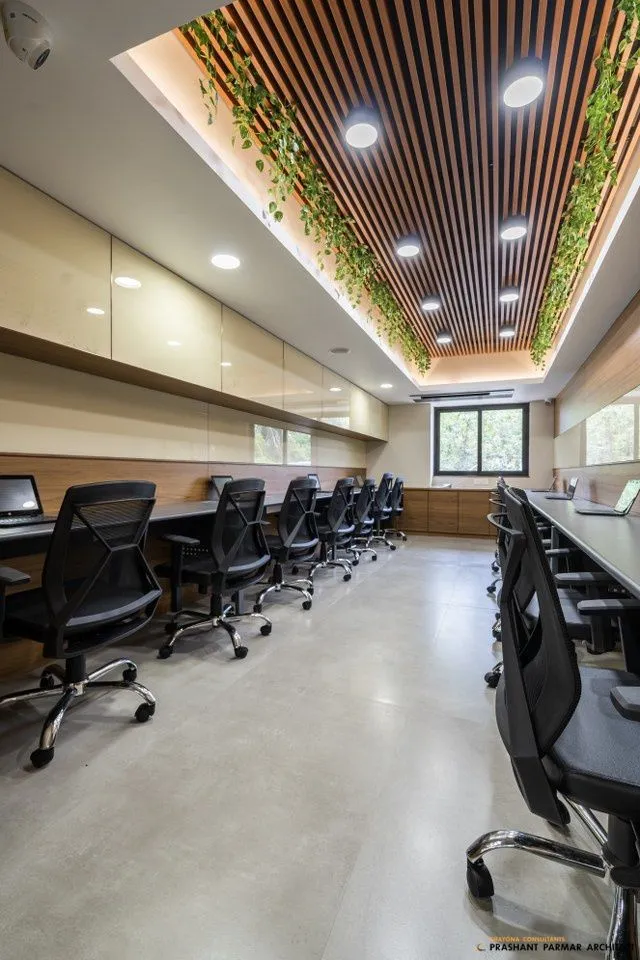TechFlow IT Office Interior Design Setup with IT office at Deskanddecor
