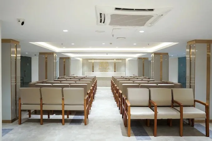 Hospital Waiting/Reception Lounge with Symmetrical Seating with Healthcare Interior Design at Deskanddecor